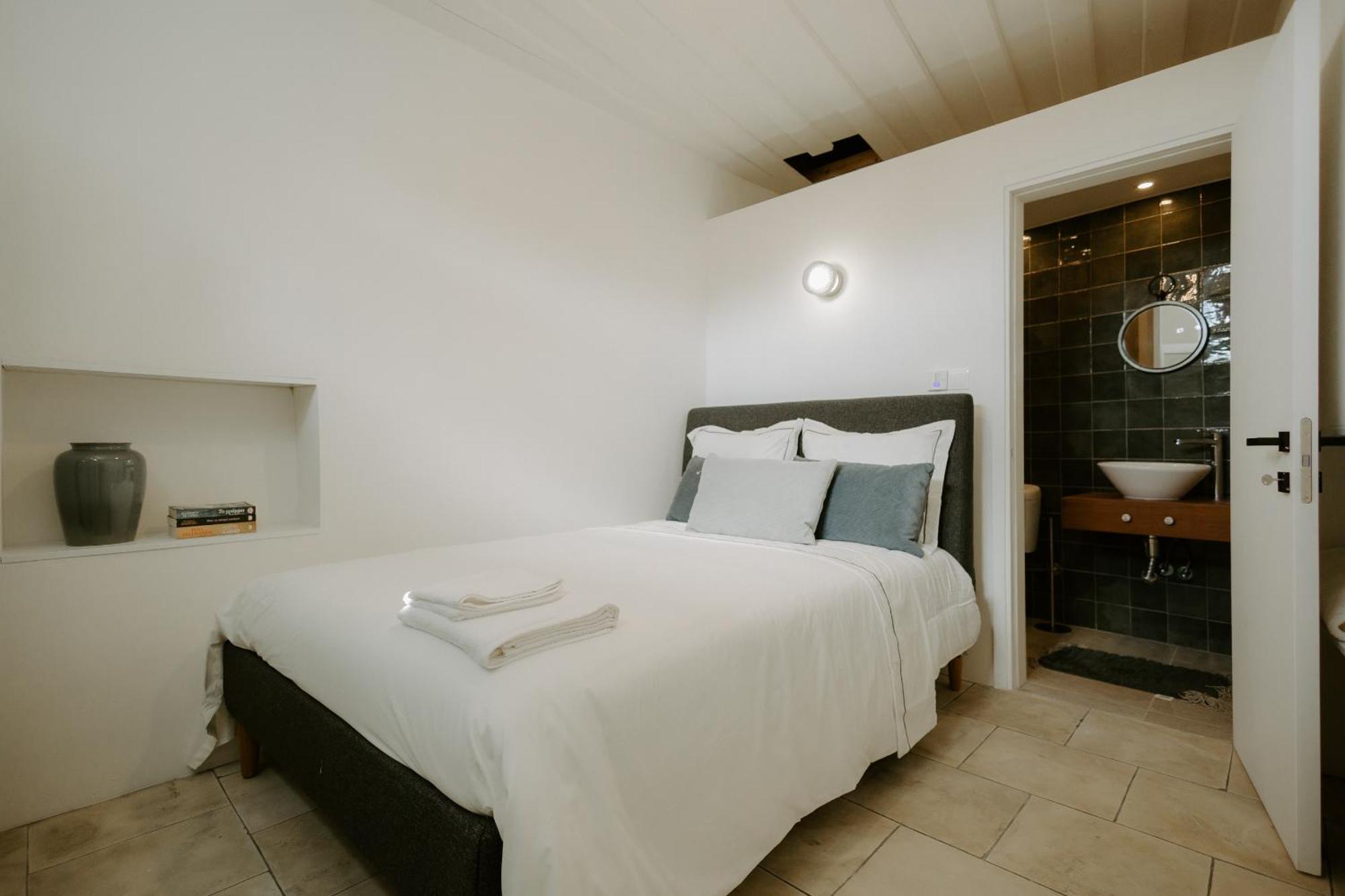 Smaragda'S Guest Rooms Limassol Exteriör bild